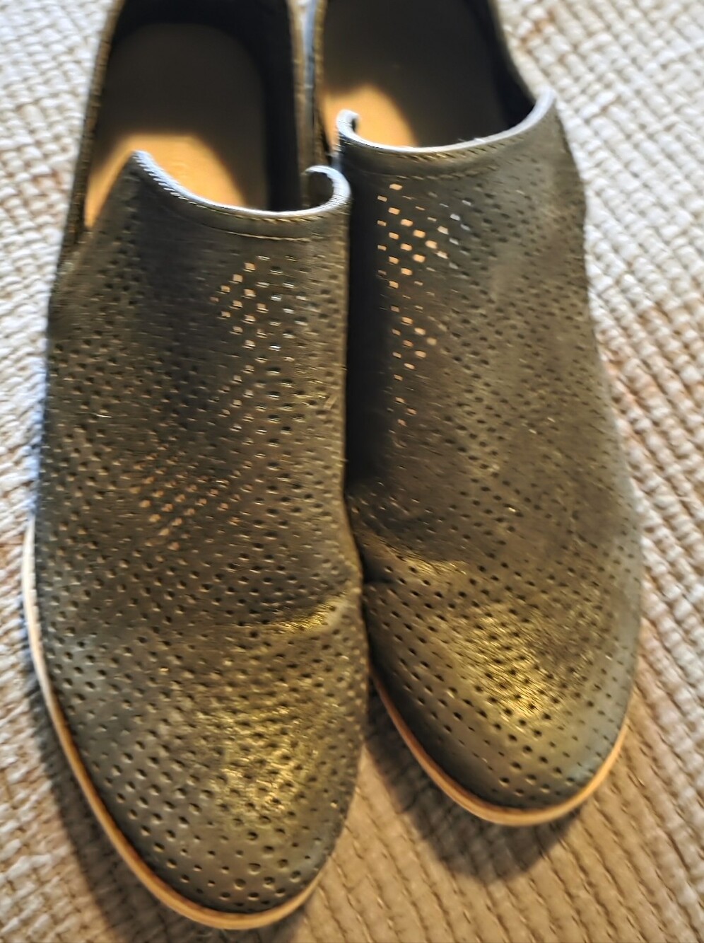 Perforated Slip-On Women's Casual Low Heel Boots. Color Is Black. Womens Sz 10.